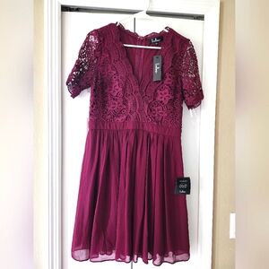 Lulu's Angel in disguise, short Maroon dress